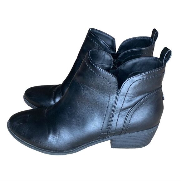 G By Guess Boots Womens Ankle Booties Block
Heels Black Faux Leather - 8 M - Picture 8 of 10